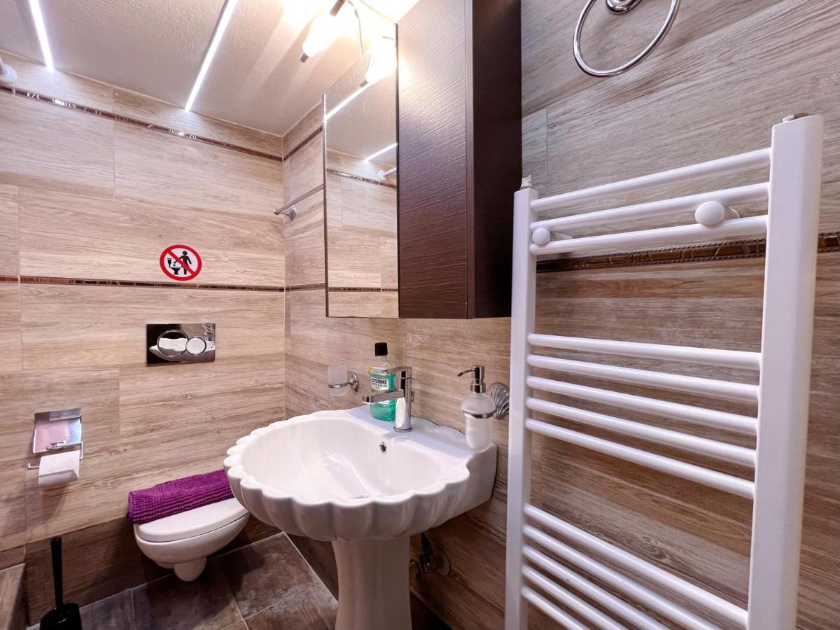 Apartment Wsd Kampani New Comfy And Cozy 1bd Near Metro